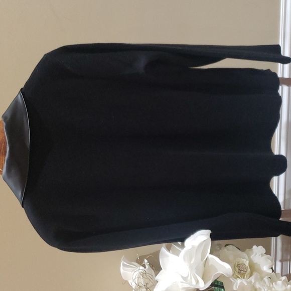 Nwt Sioni xl and large black sweater - Picture 5 of 9